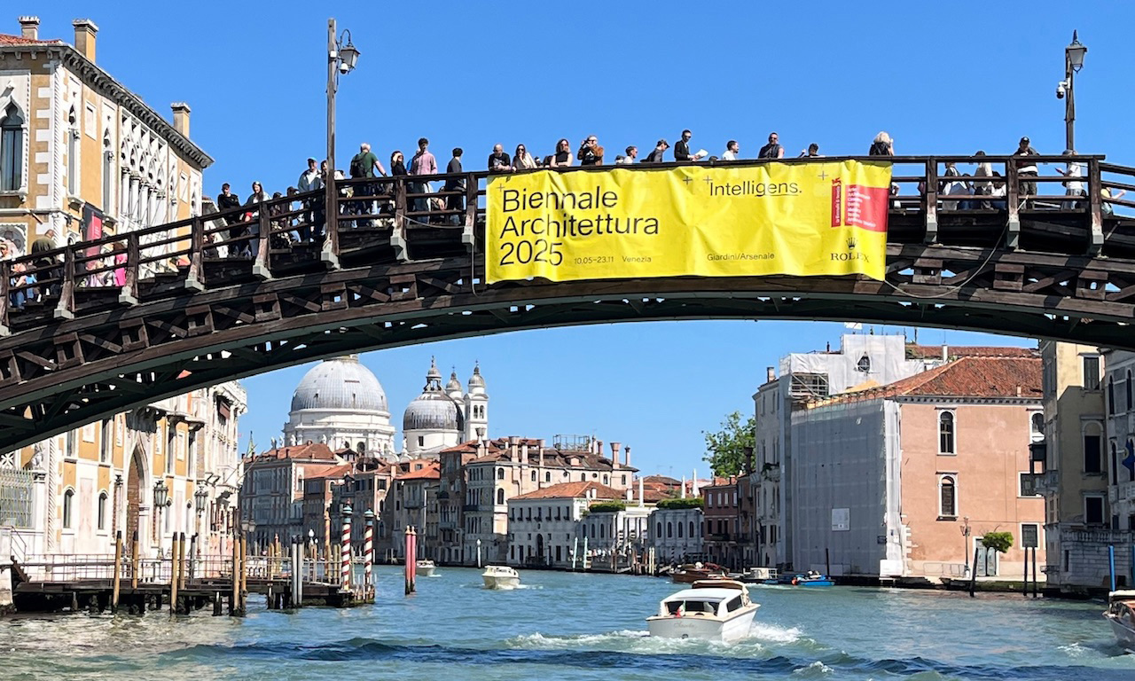 Scene of canal in Venice