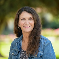 Dr. Rebecca Meyer