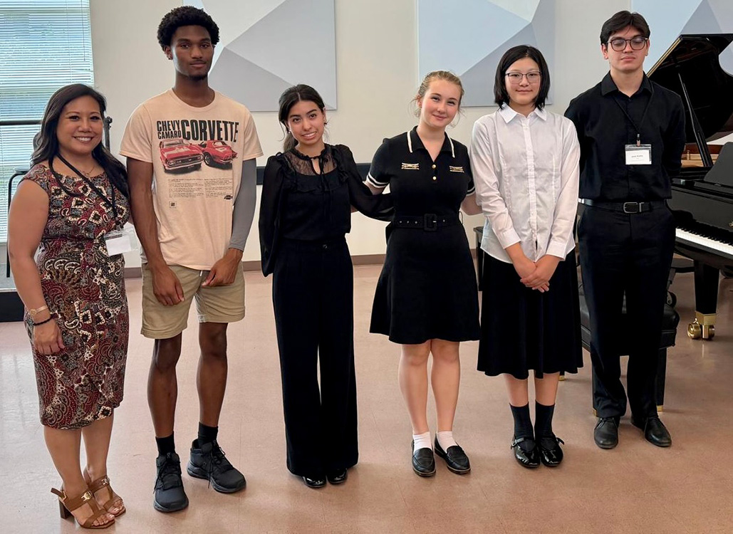 Jennifer and students