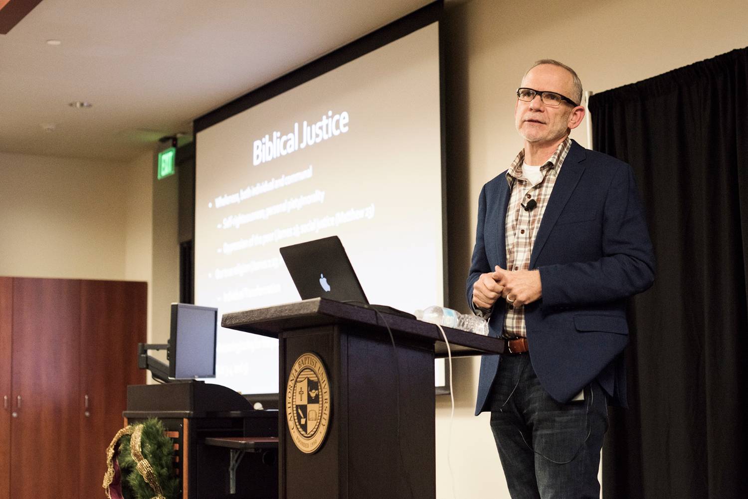 Dr. Wayne Barnard