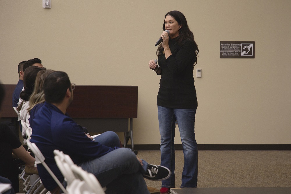 Speaker shares how she inspires kids through running 