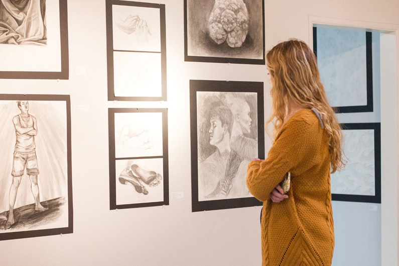 Honors Exhibit displays creative artwork from CBU students 