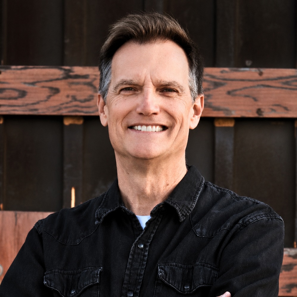 Tommy Walker headshot