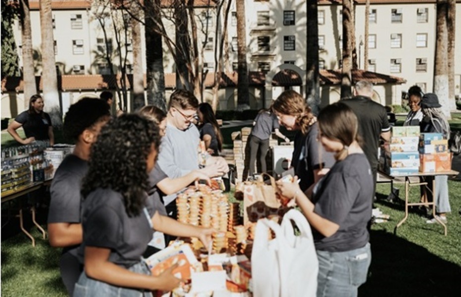 Students at fair