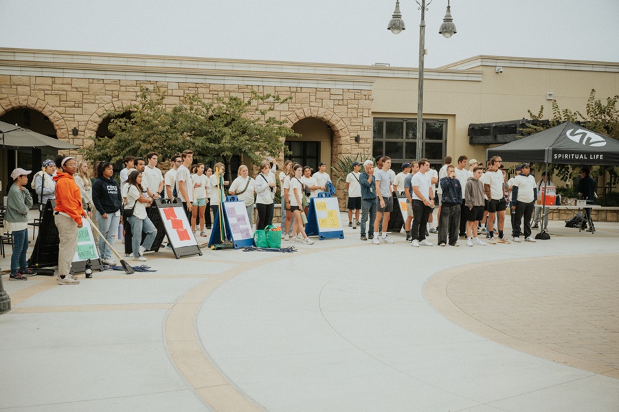 Students in Lancer Plaza