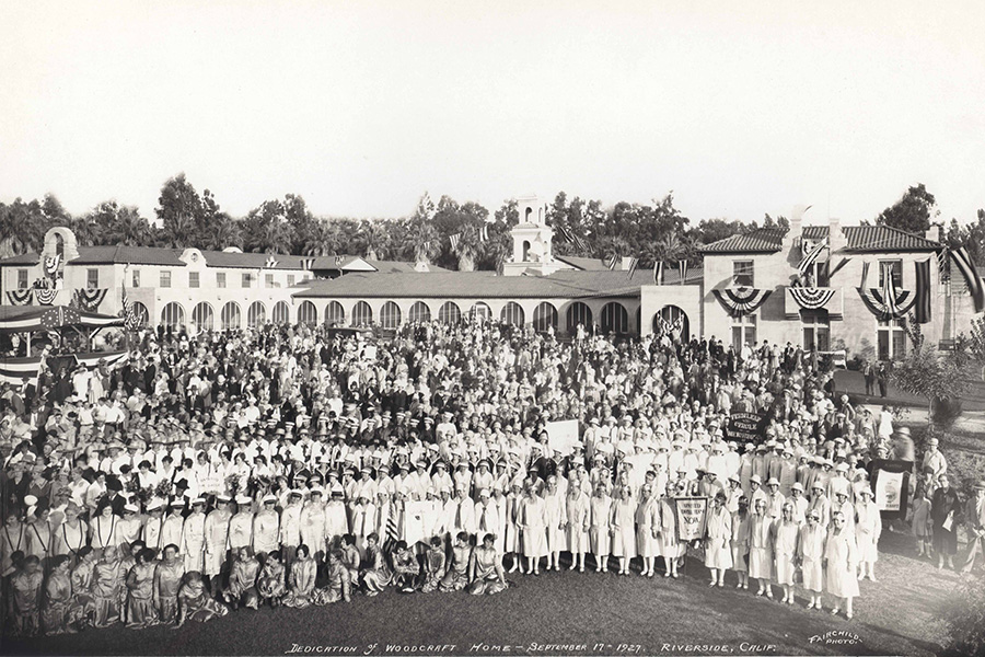 CBU Campus with students, 1980s